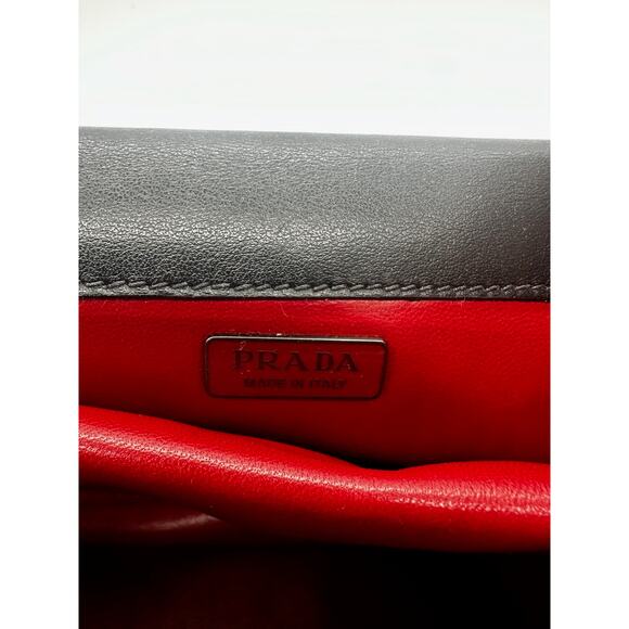 Prada Black Leather Grommet Flap Shoulder Bag*EXCELLENT w/COA Dustbag - Picture 15 of 16